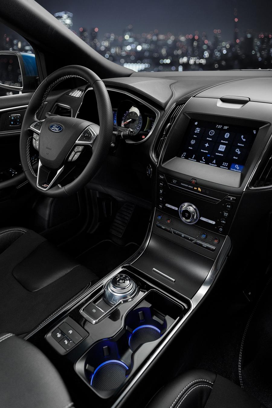 Панель приборов Ford Edge ST 2018 года  (LA) (фото 10 из 32)